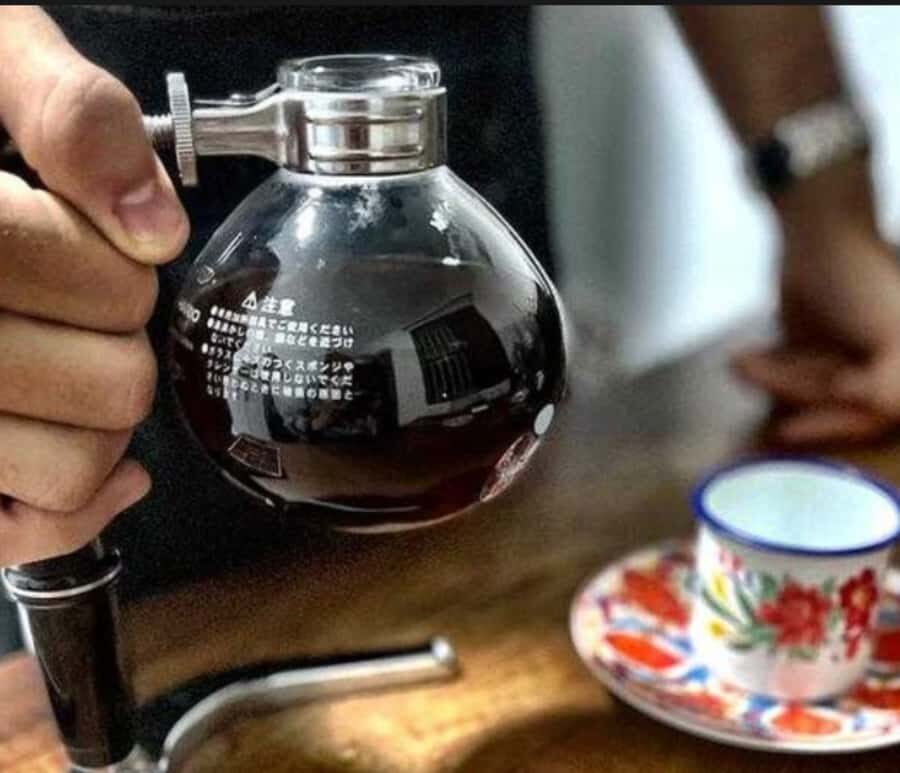 Coffee Tasting Experience in Cali - The Three-Coffee Tasting: How You Learn to Taste Like You Mean It