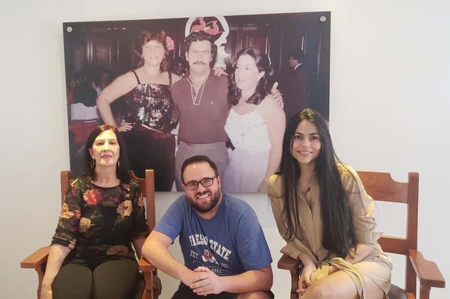 Colombia: Official Pablo Escobar Meet the Family Museum Tour - Myths, Treasure Vaults, and the Guide’s Role in Keeping It Clear