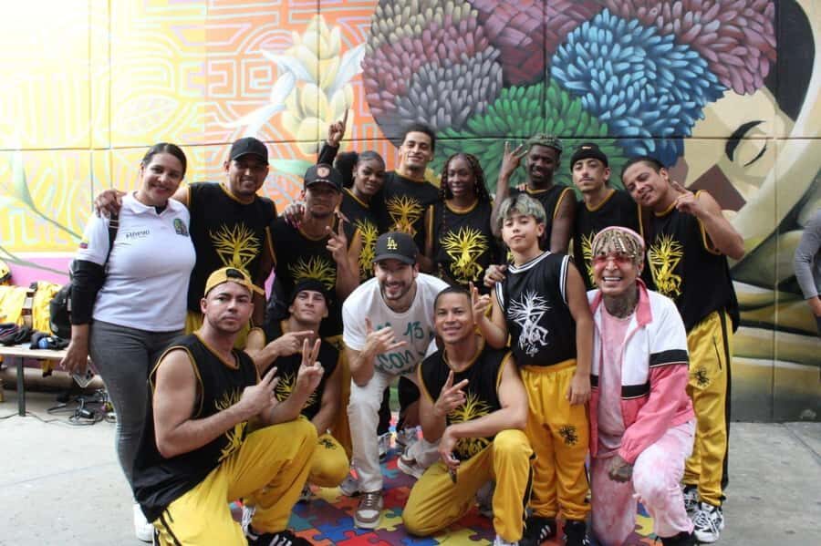 Complete Tour in Comuna 13: Graffiti, History and Street Delights - Key points that matter before you go