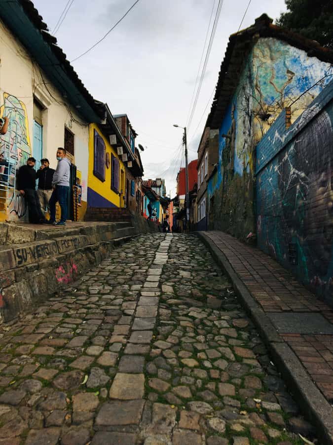 Complete Walking Tour in Bogota's Downtown - La Concordia Market: fruit tasting in a real food stop
