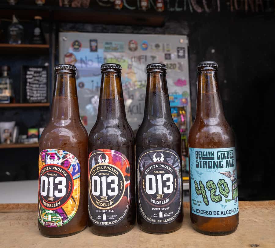 Comuna 13: Graffiti Tour with Tasting, Live Show, & Gallery - Meeting in El Poblado: where to start without fuss
