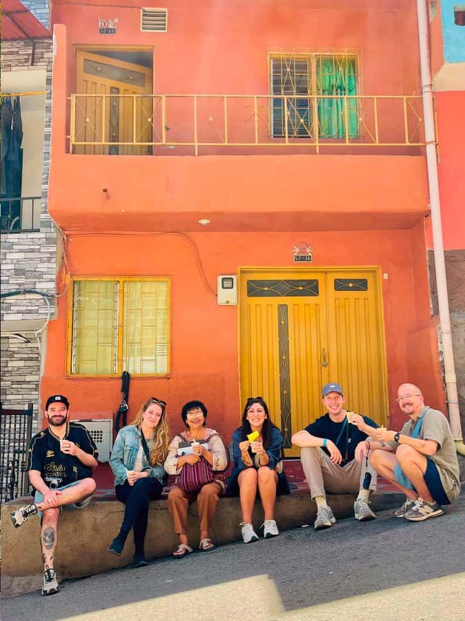 Comuna 4 - Moravia Tour - FAQ