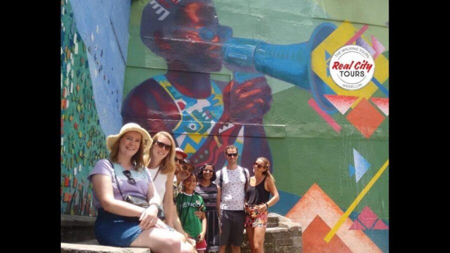 Comuna 4 - Moravia Tour - Best Fit: Who This Tour Is For