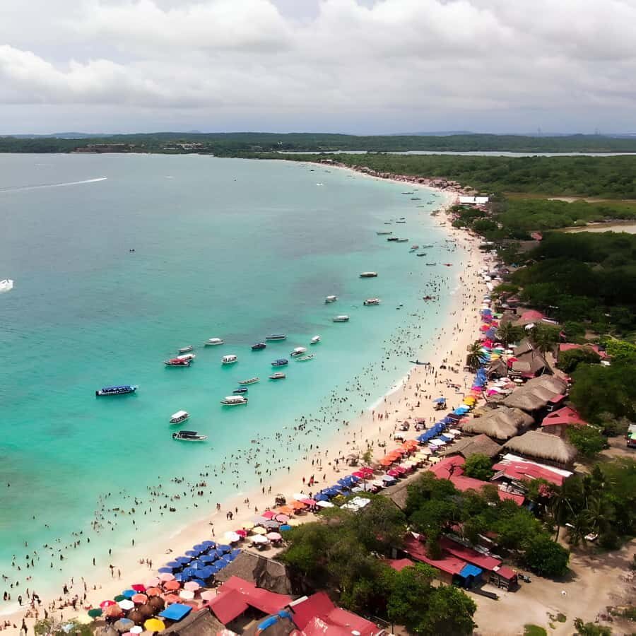 Daytour to Playa Tranquila VIP with Parasols, Lunch by bus! - Lunch and the vendor factor: tasty food, tricky atmosphere