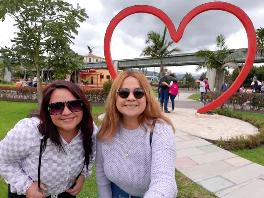 From Bogota: Excursion to Jaime Duque Park - The Taj Mahal replica and photo stops: the moment you’ll remember