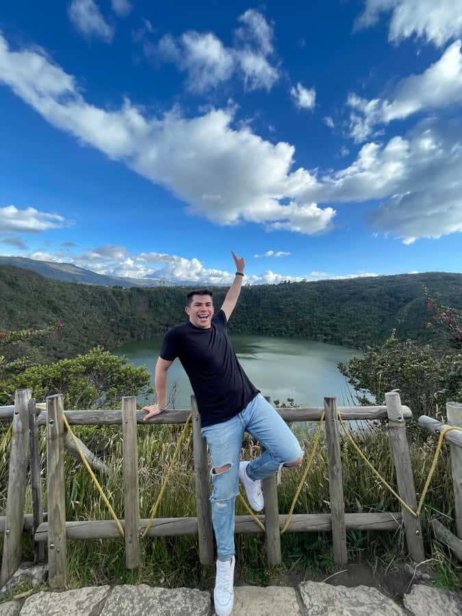 From Bogota: Guatavita Lagoon and Village Guided Tour - La Casa Loca Guatavita: the quirky photo stop that breaks the tension