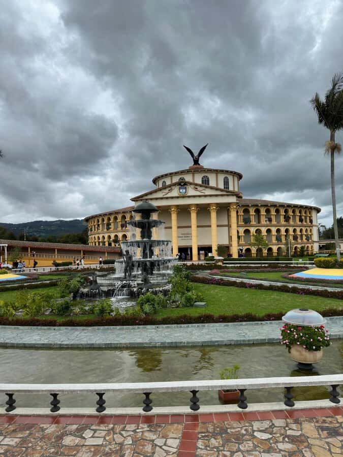 From Bogota: Jaime Duque Park and zoo with ticket included - Getting there from Bogotá: private pickup, a Tocancipá break, and quick pacing