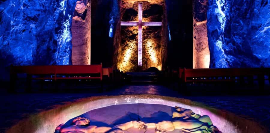 From bogota: Salt Cathedral tour a Cultural Heritage Tour - The 6-hour pacing: getting there, getting inside, getting back