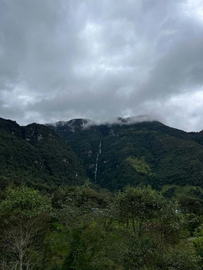 FROM BOGOTA: Tour to La Chorrera, Colombia's highest waterfall. - Lunch Isn’t Included: Plan One Simple Meal Strategy