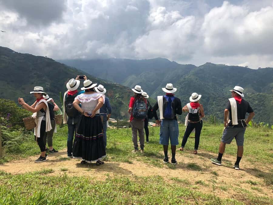 From Medellin: Day Trip to a Jardin Coffee Plantation - From El Poblado to Coffee Country: plan for the long, twisty ride