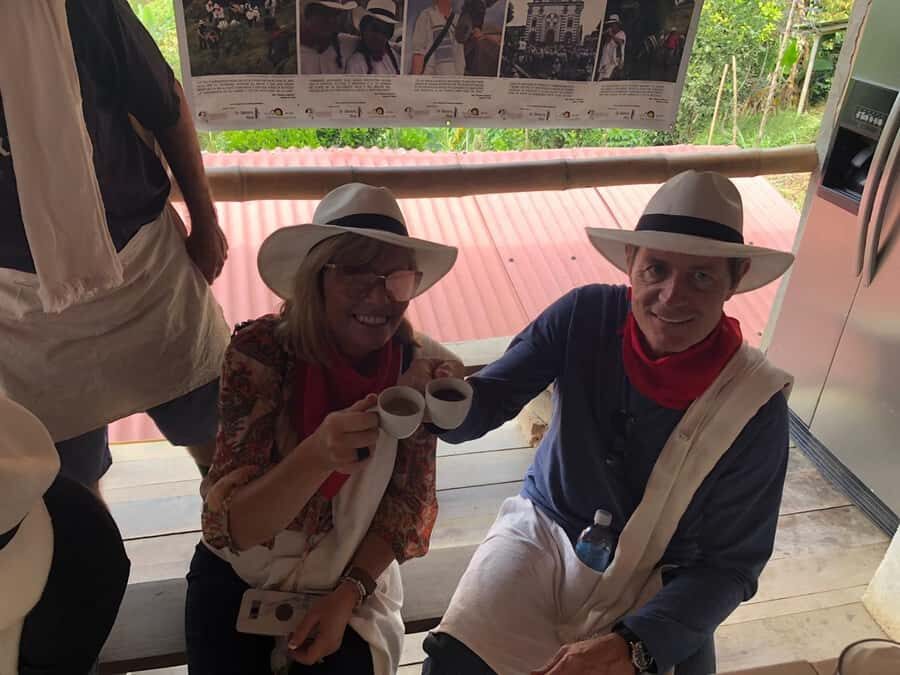From Medellin: Day Trip to a Jardin Coffee Plantation - Cable Car Up to the Summit: lunch with a mountain-top change of pace