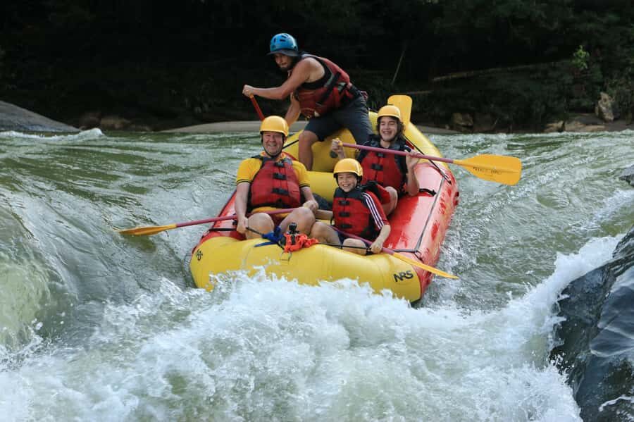 From Medellín: Paragliding and Rafting Combo Tour - Calderas River rafting: 3 hours of Class IV excitement