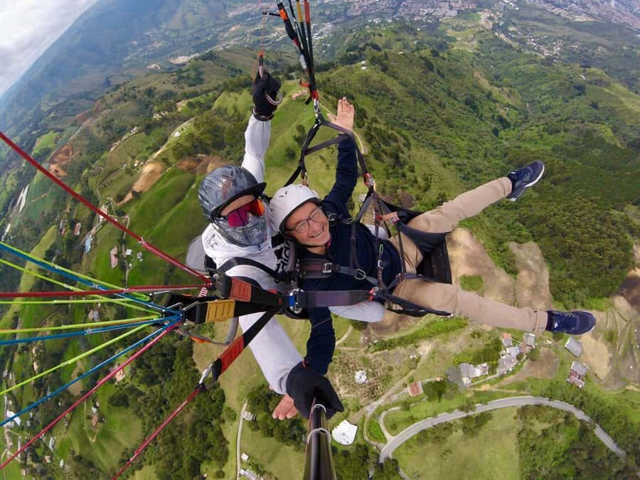 From Medellín: Paragliding Tour with GoPro Photos & Videos - Who should book this paragliding flight (and who shouldn’t)