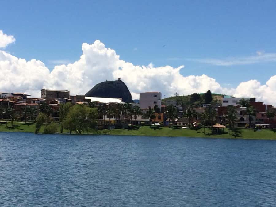 From Medellin: Private Guatape Car Tour with Coffee Tour - Coffee farm time at Finca La Riviera (and why it’s more than a tasting)