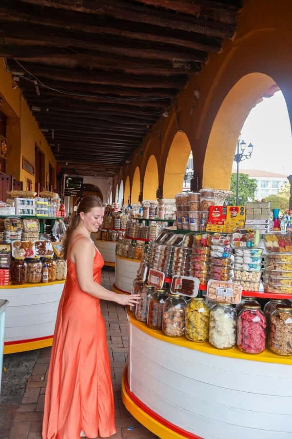 Gastronomic tour and professional photos in the old city - What You’re Actually Paying for at $76
