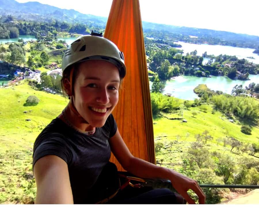 Guatapé: Iconic rock climbing for beginners and experts. - Guides: why bilingual, certified, and “real climbers” matters