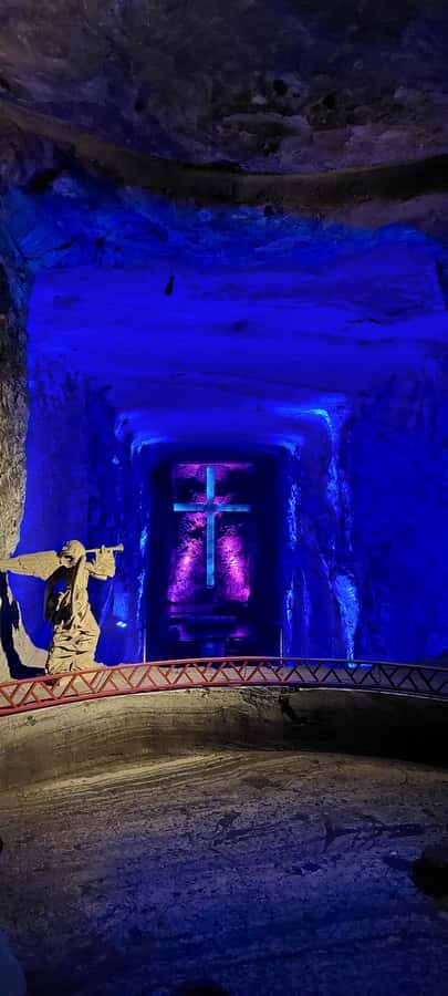 Guatavita Lagoon + Casa loca + Pueblo+ Salt Cathedral - Bogotá departure: the drive time you’re buying
