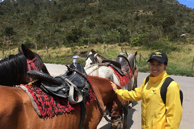 Horseback Riding from Guadalupe to Monserrate Private Day-Tour - Riding the Eastern Hills: what the 2.5 hours really feels like