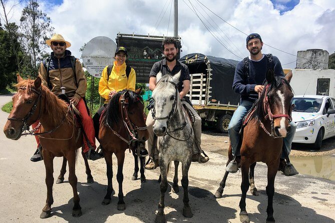 Horseback Riding from Guadalupe to Monserrate Private Day-Tour - Cerros Orientales and the Eastern Hills: your big-picture start