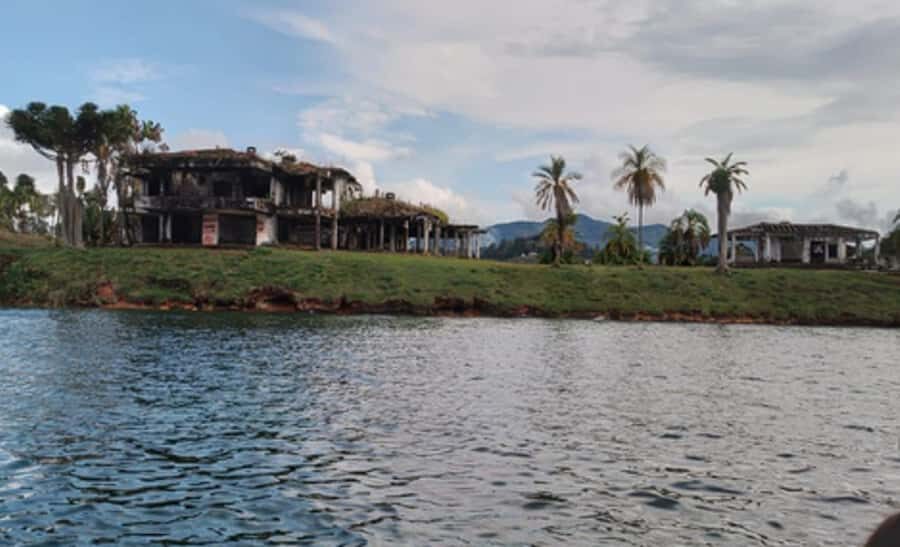 Luxury boat ride - Guatapé - Key highlights worth planning for