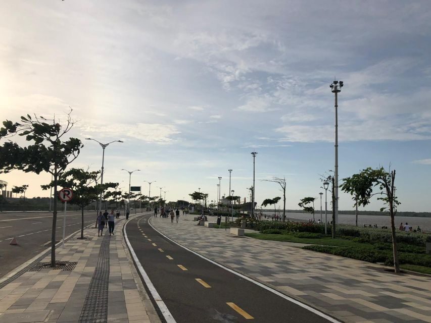 Malecón, Carnaval Museum, Downtown Barranquilla City Tour - Caribbean Snack Tasting: A Small Food Stop That Actually Means Something