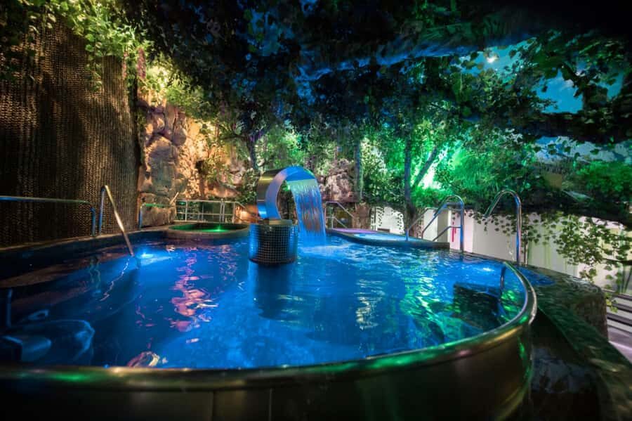 MedelIín: Full Body Massage and Water Therapy Experience - A Hydrotherapy and Full-Body Reset in Antioquia
