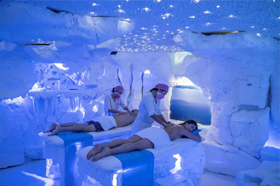 MedelIín: Full Body Massage and Water Therapy Experience - What to Bring (And What to Expect You’ll Need)