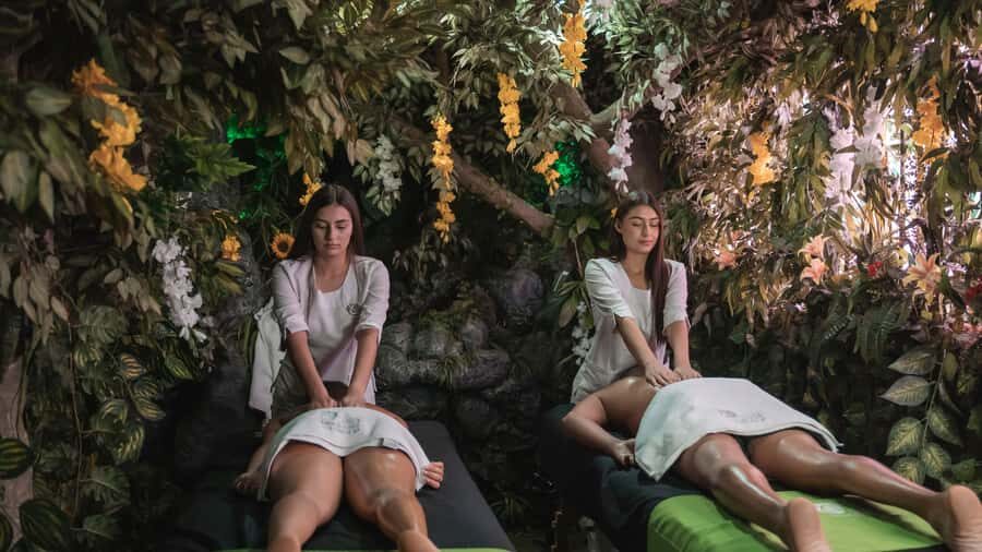 MedelIín: Full Body Massage and Water Therapy Experience - Who This Fits Best in Medellín (And Who Should Skip It)