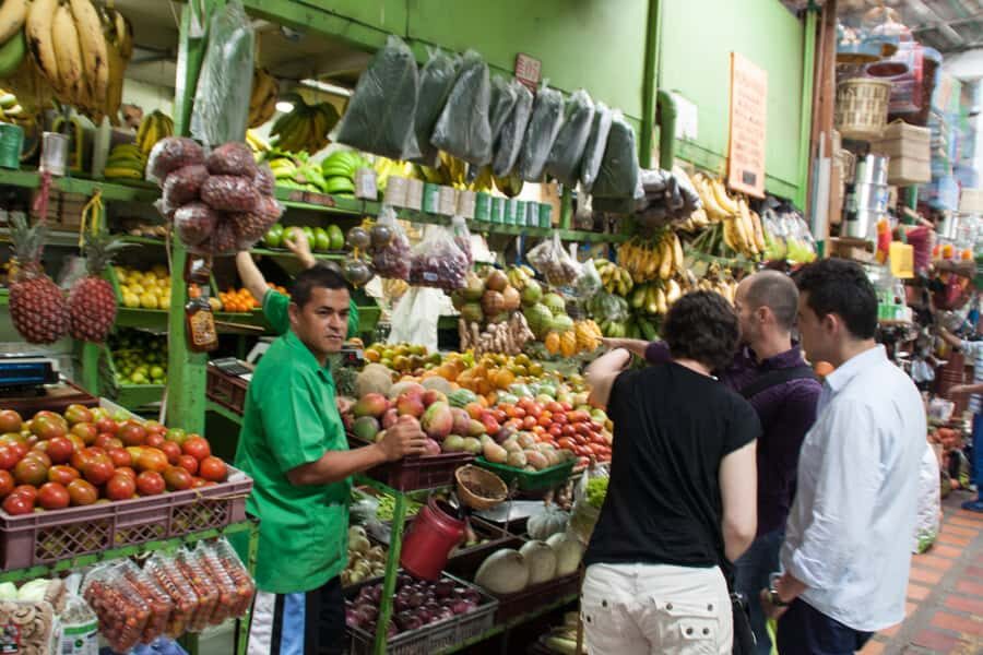 Medellín: 4-Hour Gastronomic Wonders Tour - Plazuela San Ignacio: the sweet finish with oblea