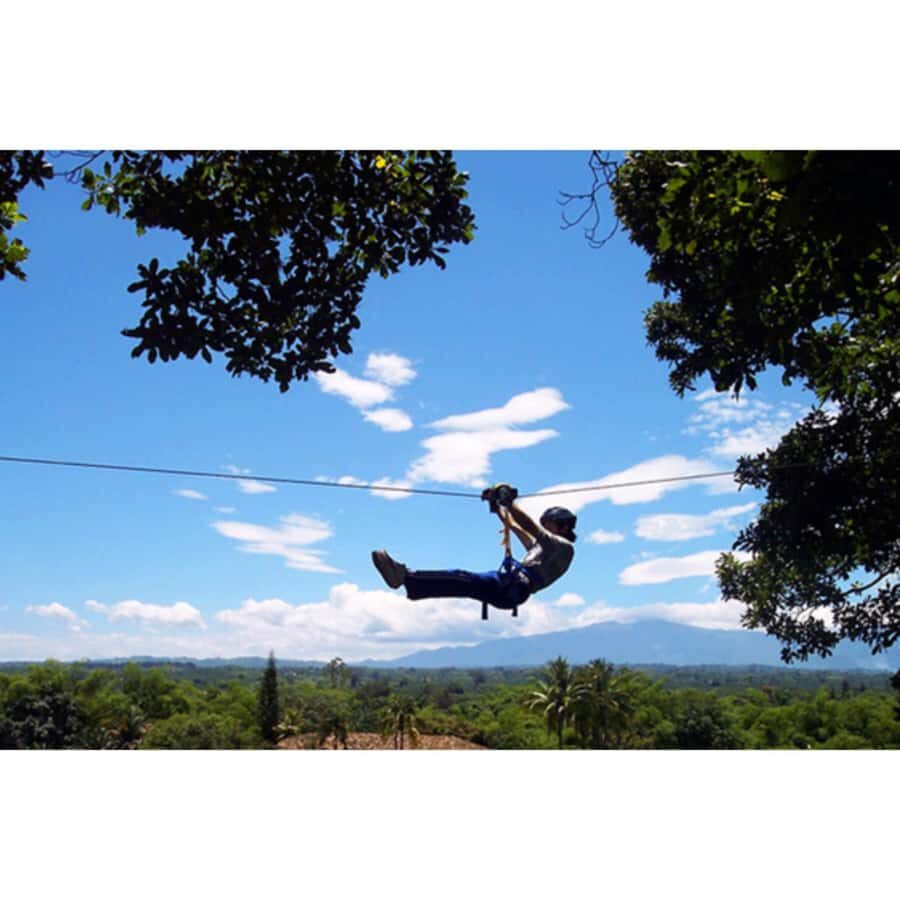 Medellin: 4-Hour Zip-Line Adventure - Medellin’s Zip-Line Run Over 140 Meters: What Makes It Worth It