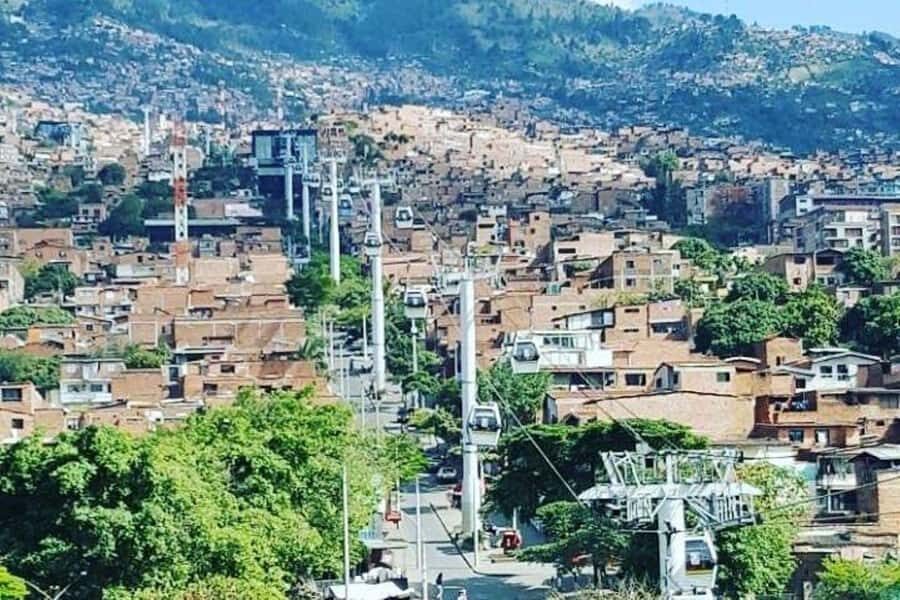 Medellín: 5.5-Hour Guided Private City Tour - Pickup, Private Pace, and What the 5.5 Hours Really Covers