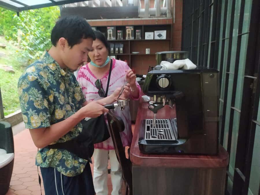 Medellin: Avoeden Café Coffee Brewing Workshop - From crop to cup: what the workshop actually teaches