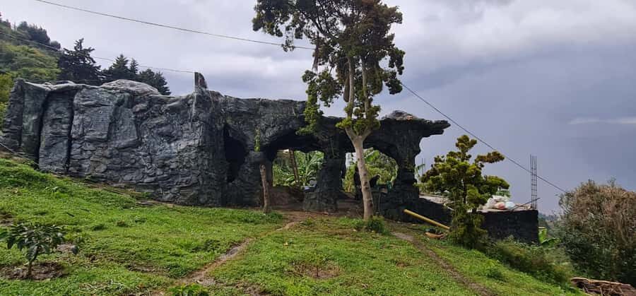 Medellin: Coffee Tour and Wellness Spa - Parque Arví first: why the setting matters