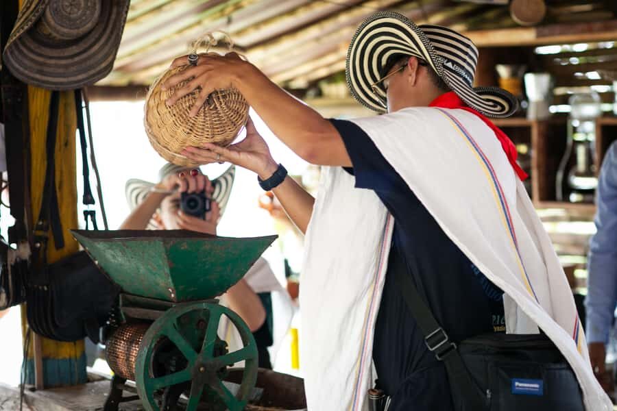 Medellin: Coffee Tour, Horseback Arrival, and Sugar Cane - Horseback arrival into the farm hills (and what to expect)