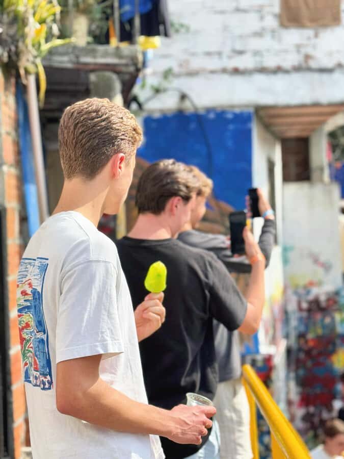 Medellín Comuna 13 local guides snacks and your own graffiti - The graffiti experience: you make art, not just memories