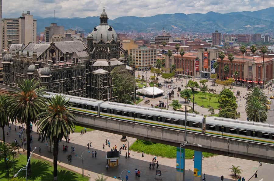 Medellín: Comuna 13, Pueblito Paisa, & Antioquia Museum Tour - The City Panorama Stops: Innovation, Parks, and “What Matters Here”