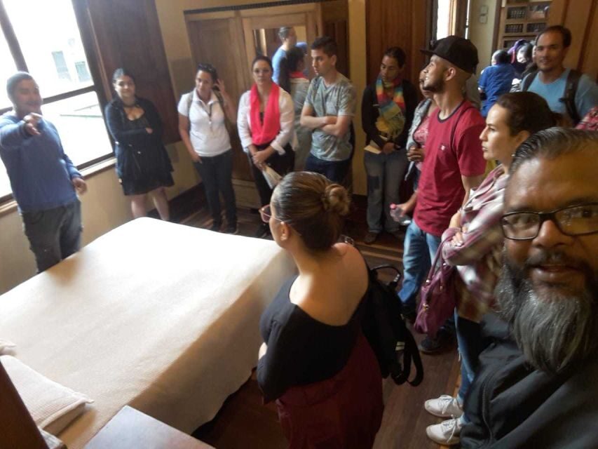 Medellín: Cultural City & Museum Tour - Before you go: what to bring and what to avoid
