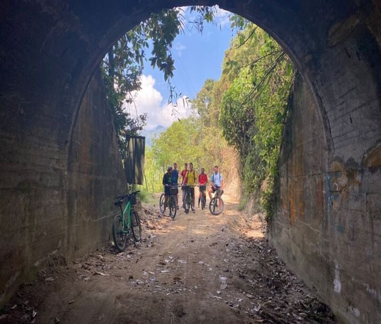 Medellín: Full-Day Mountain Bike Tour with Lunch - Who should book this, and who should pause first