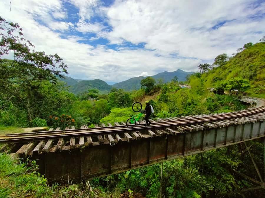 Medellín: Full-Day Mountain Bike Tour with Lunch - The bikes and the reality of the ride: not smooth, but manageable