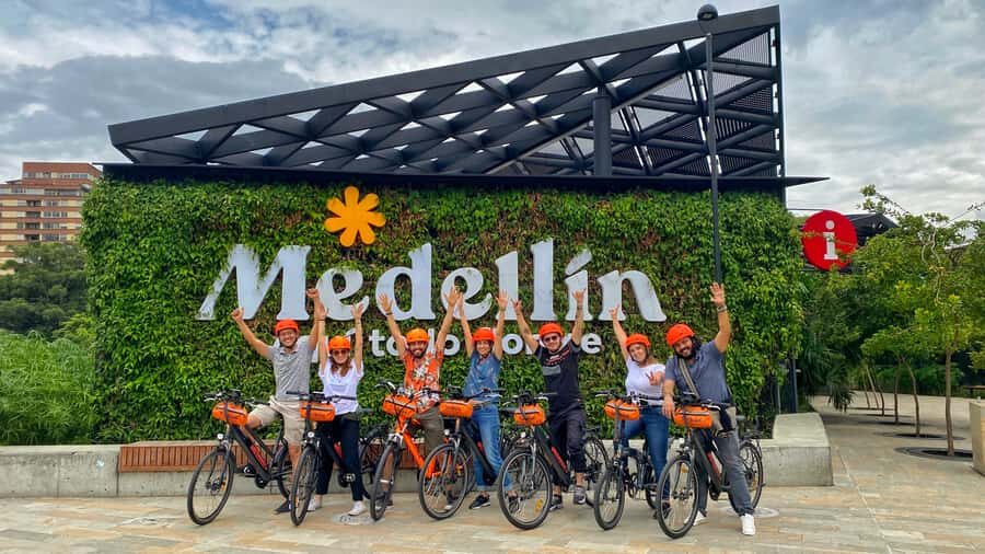 Medellín: History & Local Life Essentials Tour on an E-Bike - NOI Coworking Start: Fast Check-In, Clear Setup