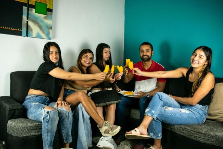 Medellin: Learn to make Colombian empanadas from scratch - Rolling, Shaping, and Cooking: The Technique You Can Actually Reuse