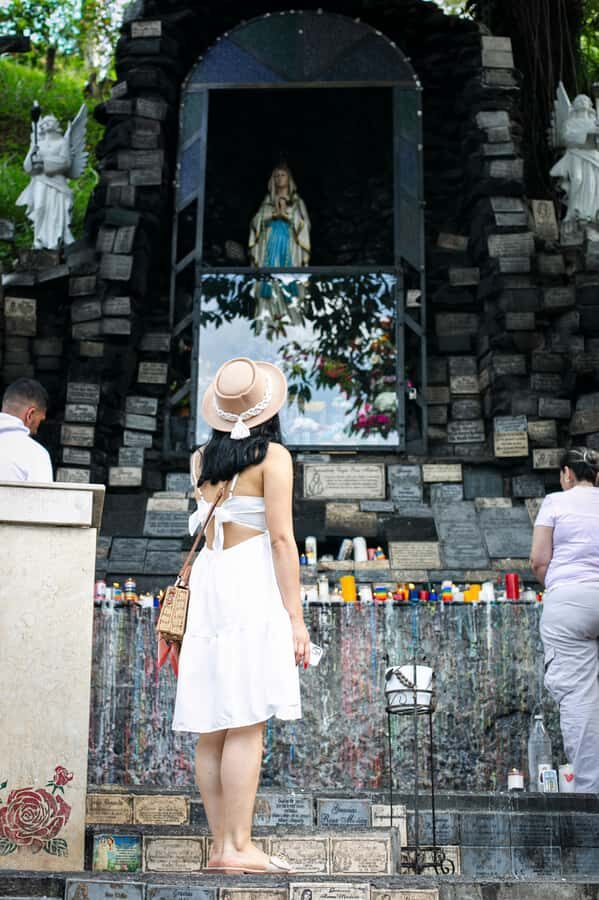 Medellín: Pablo Escobar Tour incl. museum & transportation - Why this Medellín Escobar tour feels more grounded than it sounds