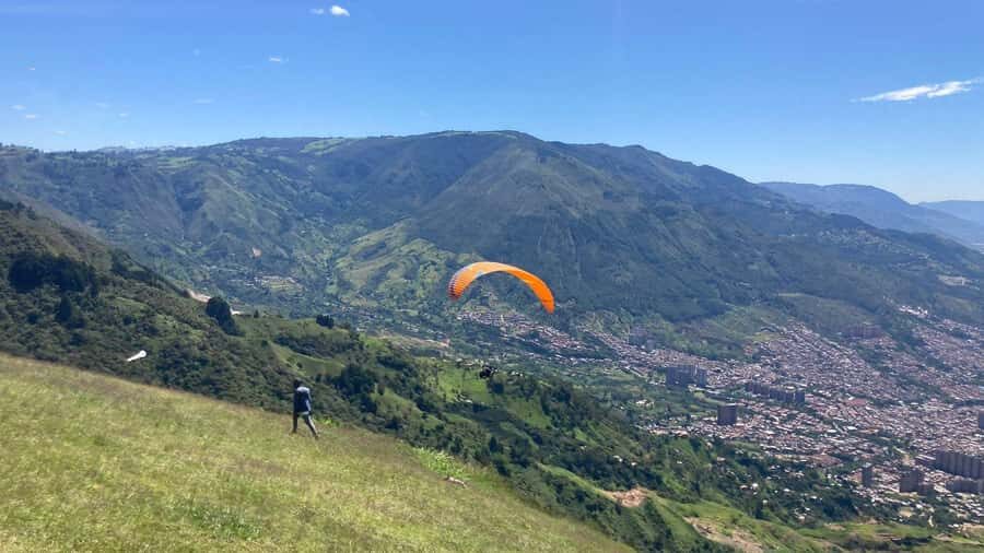 Medellín Paragliding - Go Pro Included - Price and Value: Is $130 Good for Medellín Paragliding?