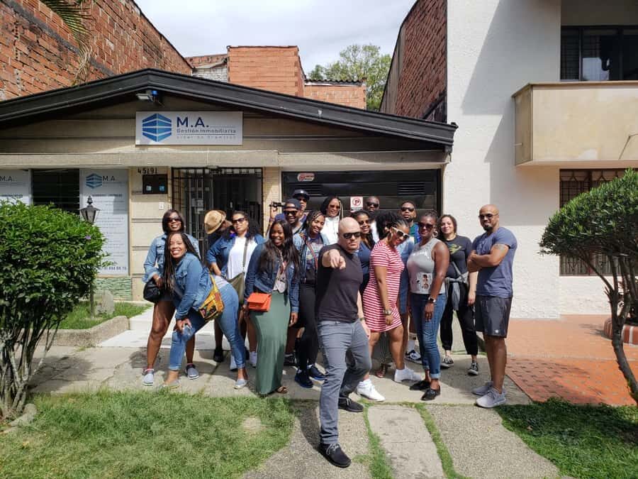 Medellin: Private 3-Hour Pablo Escobar Tour - What You’ll Actually See: Escobar’s Old Home and a Place of Worship