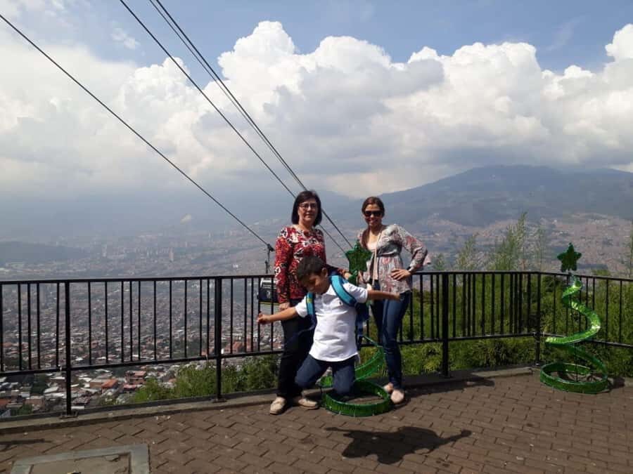 Medellín: Private Pablo Escobar and City Tour - Key things that make this tour worth your time