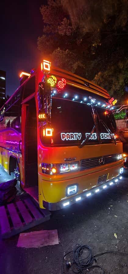 Medellin: Rumbero Party Bus with all the beer you can drink - Guide energy: why the hosts make or break the experience