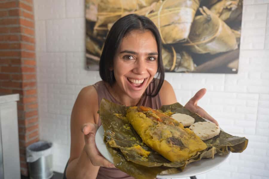 Medellín: Street Food Tour with Local Tastings - Medellín street food: a food tour that actually teaches