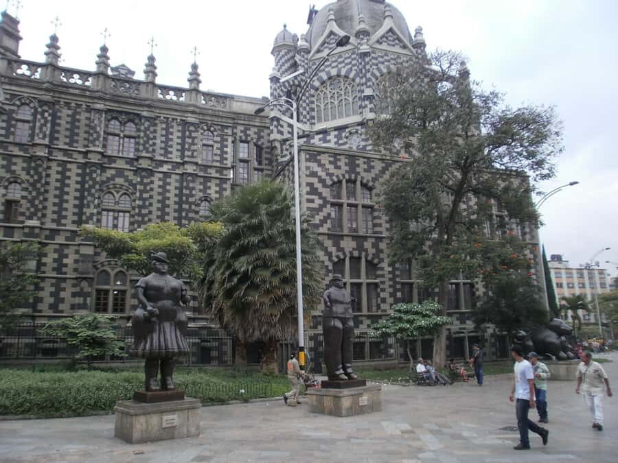 Medellín: Walking Tour with Cable Car and Botero Plaza - How Much Walking Is Involved, Really?
