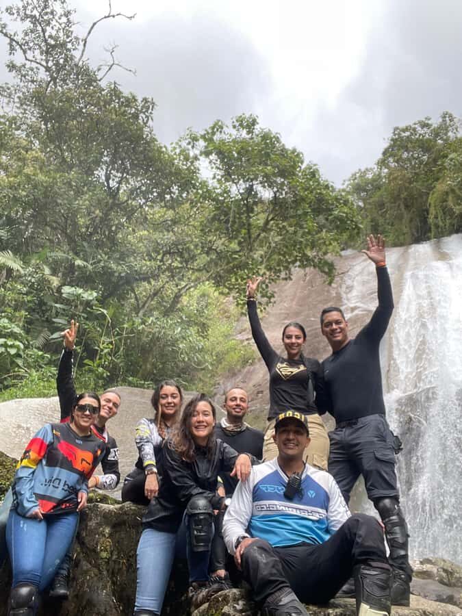 Medellin: waterfalls and naturals poolls tour - How pickup in El Poblado, Laureles, and Niquia keeps things simple