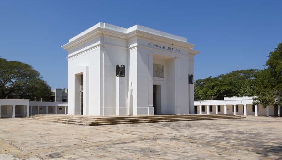 Old Town and Quinta Pedro Alejandrino Santa Marta City Tour - Should you book the Old Town and Quinta San Pedro Alejandrino tour?